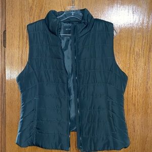 Women’s Aeropostale vest